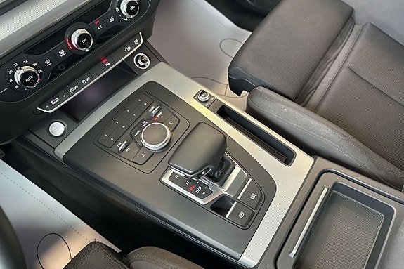 Audi Q5 19 of 27