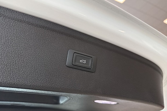 Audi Q5 12 of 27