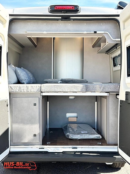 Pössl Summit 600 Shine R / Nordic Edition / Litium / Solpanel / 5,99m 22 of 25