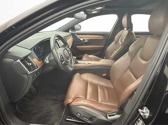 Volvo S90 9 of 30
