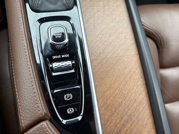 Volvo S90 23 of 30