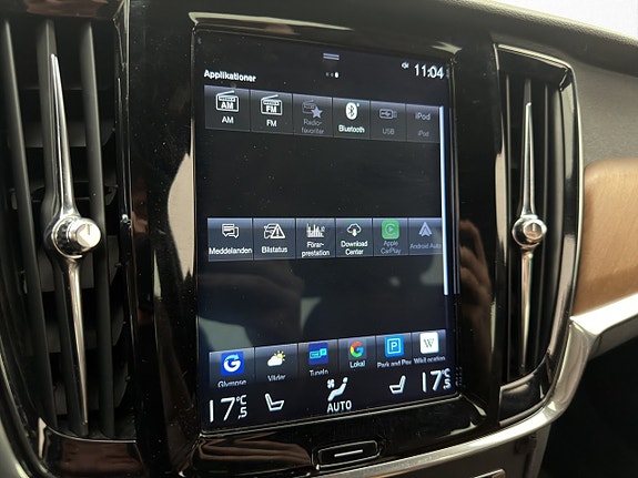 Volvo S90 18 of 30
