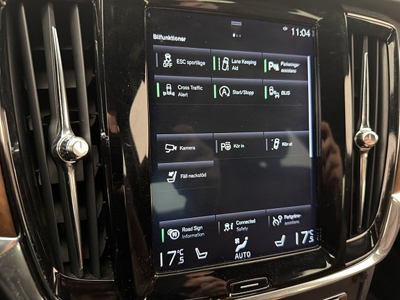 Volvo S90 19 of 30