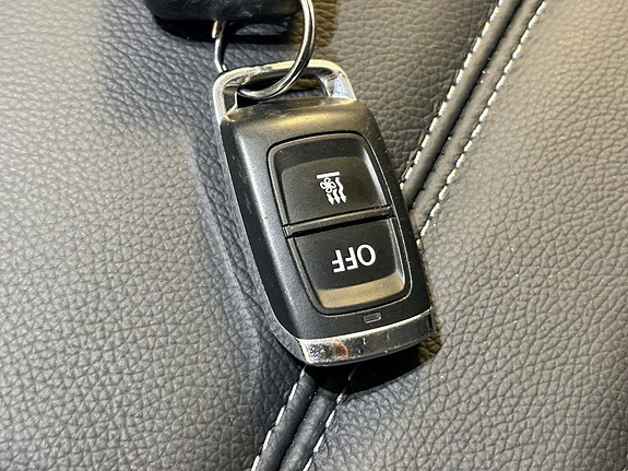 Volkswagen Caravelle 7 of 20