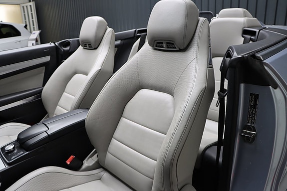 Mercedes-Benz E250 13 of 16