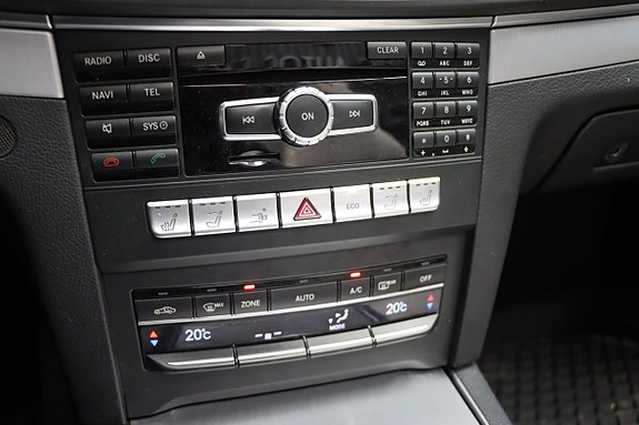 Mercedes-Benz E250 15 of 16