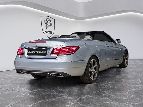 Mercedes-Benz E250 5 of 5