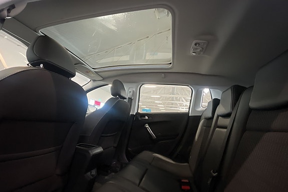 Peugeot 2008 10 of 12