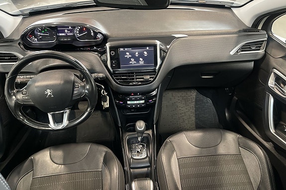 Peugeot 2008 11 of 12