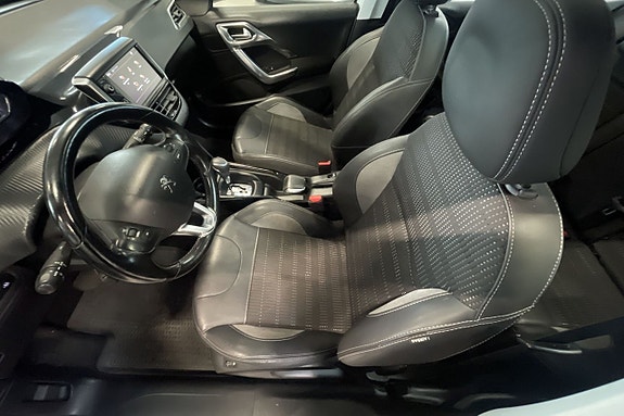 Peugeot 2008 7 of 12