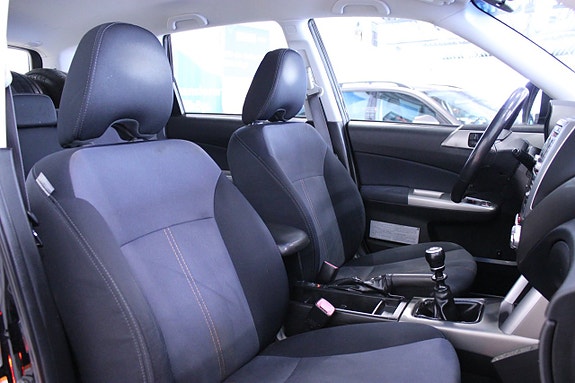 Subaru Forester 13 of 22