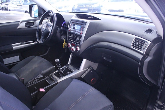 Subaru Forester 12 of 22