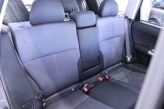 Subaru Forester 15 of 22