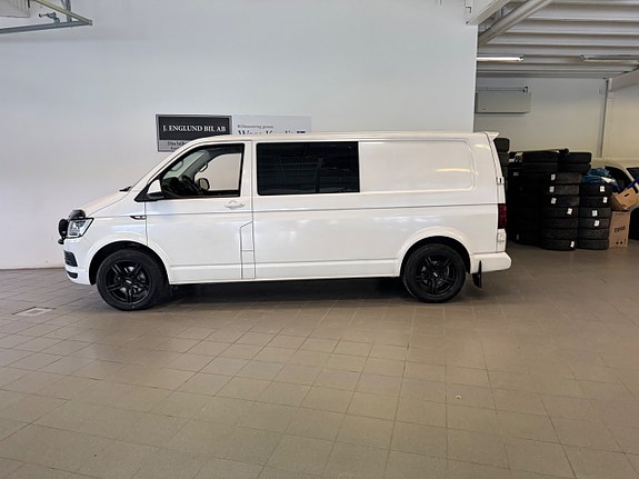 Volkswagen Transporter 2 of 5