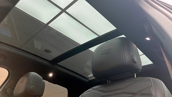 Volkswagen Touareg 9 of 16