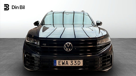 Volkswagen Touareg 4 of 5