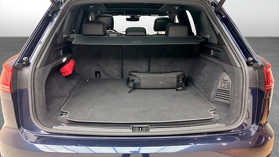 Volkswagen Touareg 14 of 16