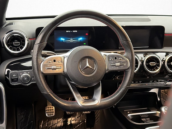Mercedes-Benz A180 11 of 25