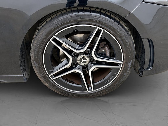 Mercedes-Benz A180 25 of 25