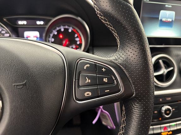 Mercedes-Benz A180 14 of 25