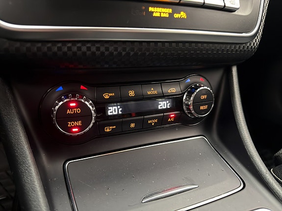 Mercedes-Benz A180 17 of 25