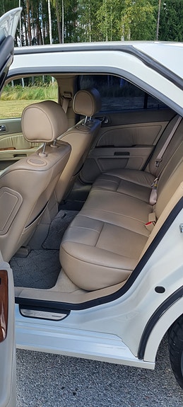 Cadillac STS 11 of 17
