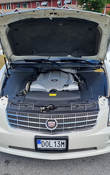 Cadillac STS 18 of 18