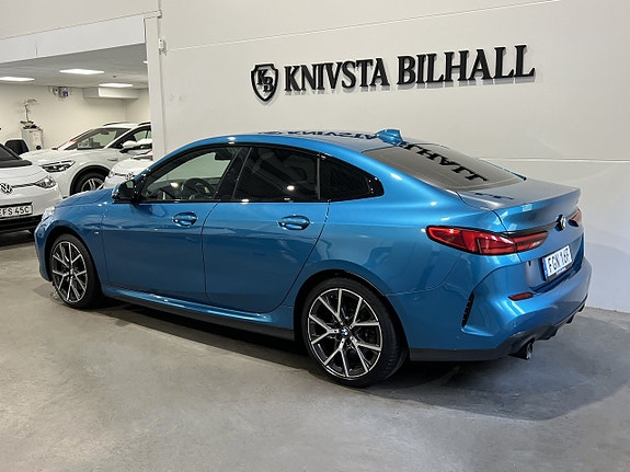 BMW 220i 2 of 5