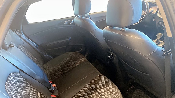 Kia XCeed 5 of 18
