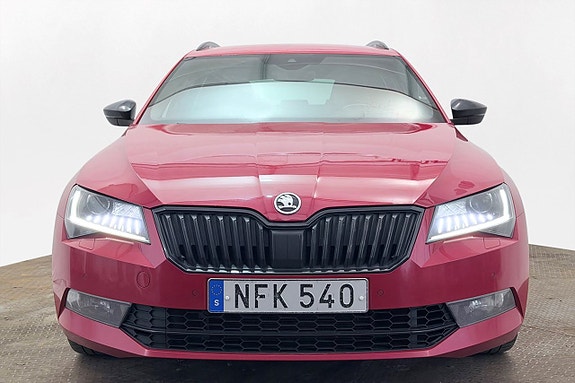 Skoda Superb 3 of 5