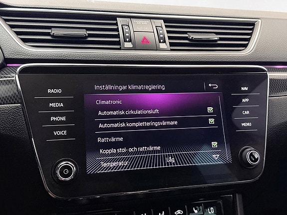 Skoda Superb 28 of 30