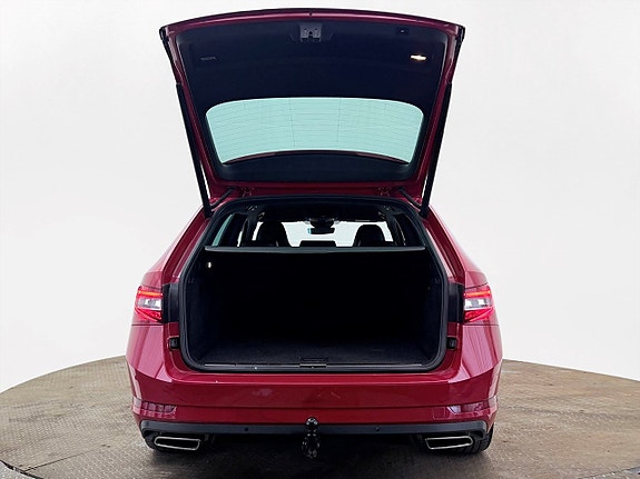 Skoda Superb 8 of 30