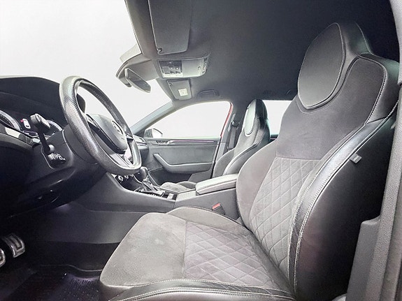 Skoda Superb 13 of 30