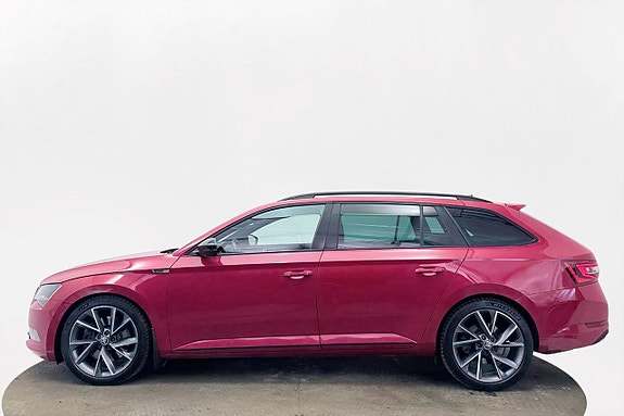 Skoda Superb 10 of 30