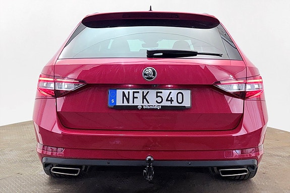 Skoda Superb 7 of 30
