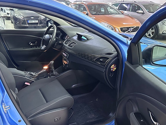 Renault Megane 13 of 16