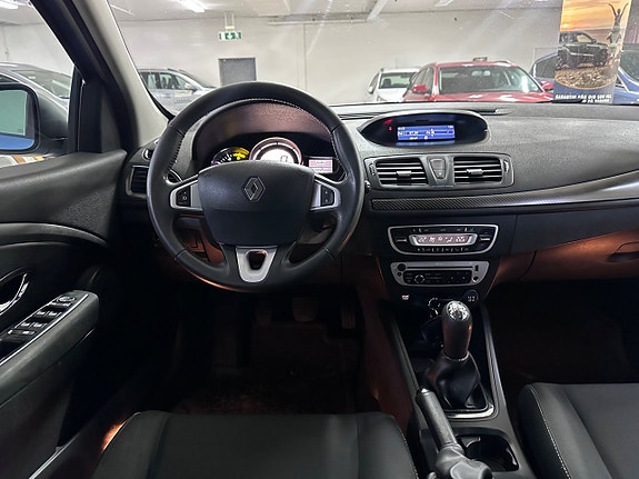 Renault Megane 15 of 16