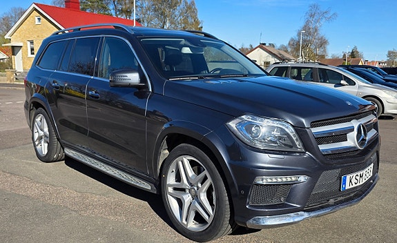Mercedes-Benz GL350 9 of 19