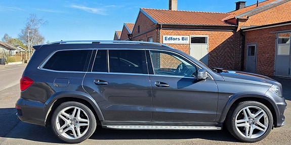 Mercedes-Benz GL350 7 of 19