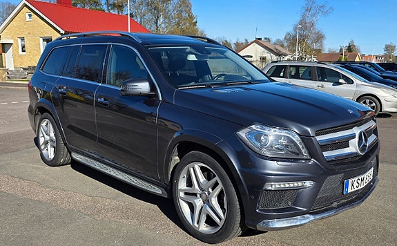 Mercedes-Benz GL350 6 of 19