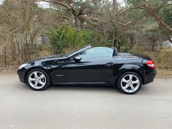 Mercedes-Benz SLK200 3 of 5