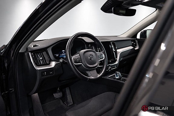 Volvo XC60 9 of 26