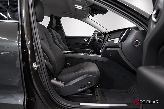 Volvo XC60 13 of 26