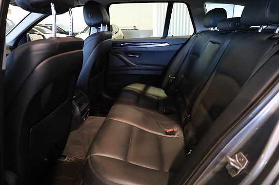 BMW 520d 14 of 28