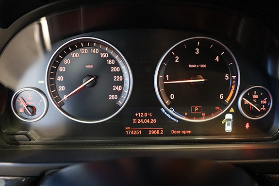 BMW 520d 24 of 28