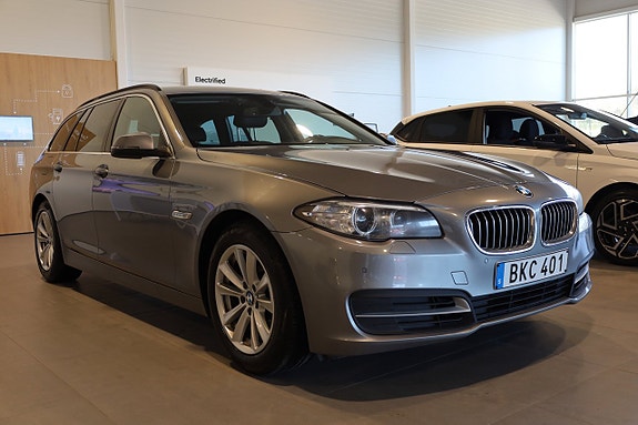 BMW 520d 4 of 5
