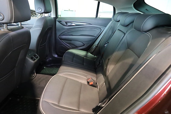 Opel Insignia 14 of 24