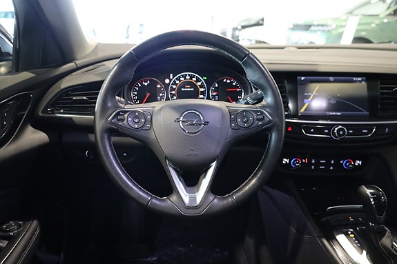 Opel Insignia 16 of 24