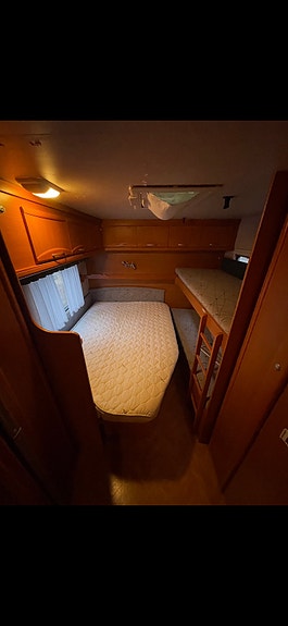 Adria 743 3 of 6