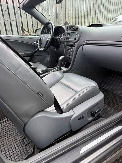 Saab 9-3 7 of 8